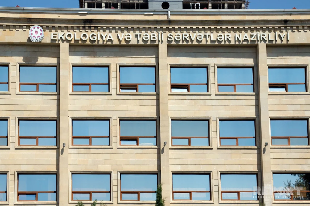 Havaya atılan tullantıya görə daha bir müəssisə rəhbəri cəzalandırılıb