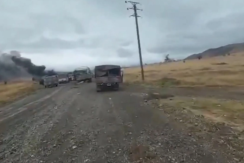 Ermənistan hərbçiləri bir kolon hərbi texnika və avtomobilləri qoyub qaçdı