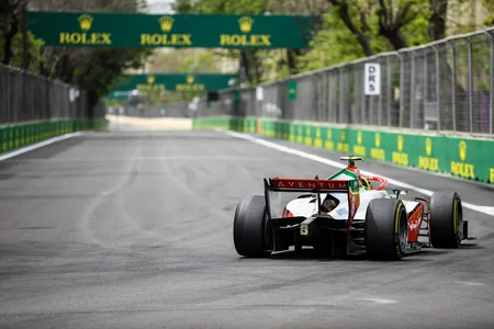 Oliver Bearmanın qalib gəldiyi “Formula 2” yarışından FOTOREPORTAJ