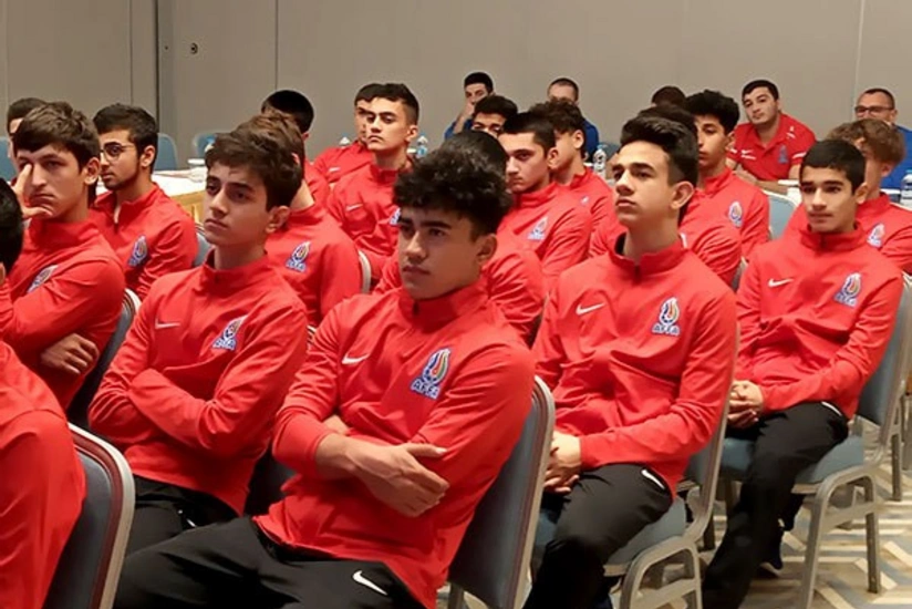 U-17-nin üzvləri üçün seminar keçirilib