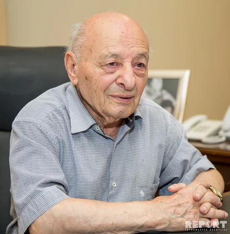 Ömər Eldarov: Lütfi Zadənin qəbirüstü abidəsi ilə nəyi demək istədiyimi başa düşmədilər - MÜSAHİBƏ