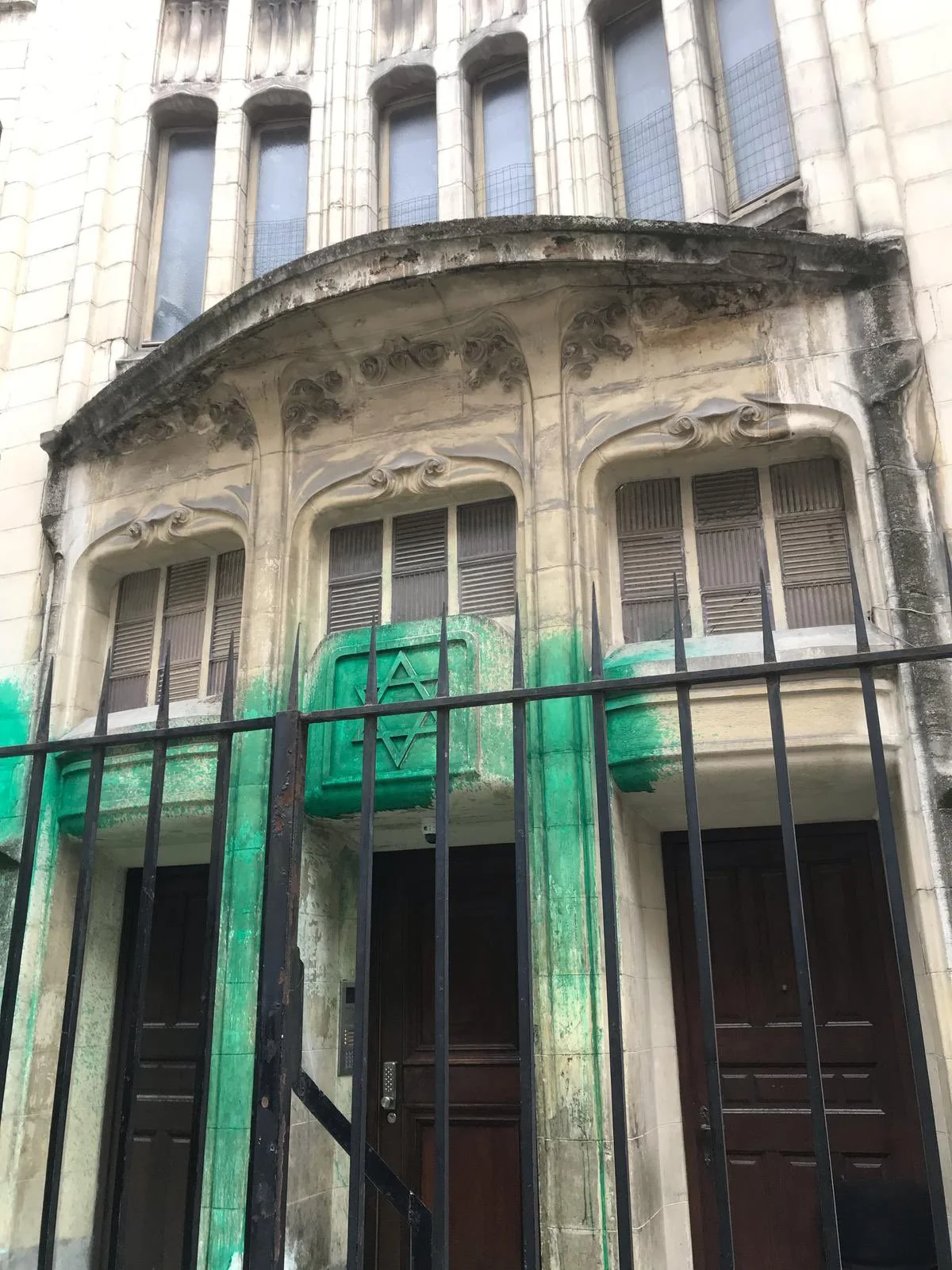 France’s Holocaust memorial, two synagogues vandalized with green paint