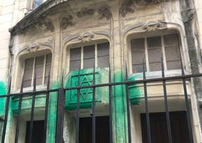 В Париже вандалы облили краской мемориал жертвам холокоста и три синагоги