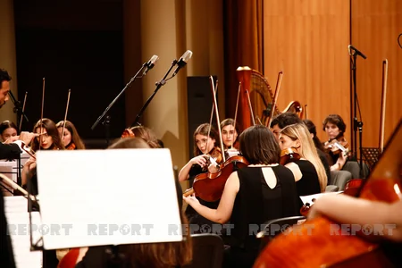 Tbilisidə azərbaycanlı dirijorun rəhbərliyi ilə konsert keçirilib