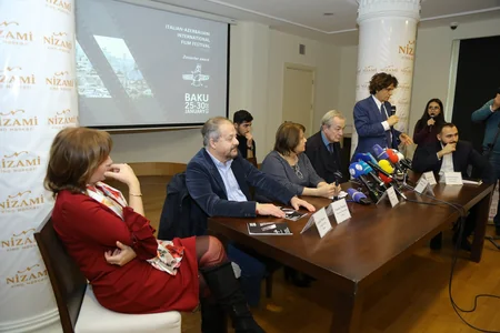 İlk İtaliya-Azərbaycan Film Festivalı ilə bağlı mətbuat konfransı keçirilib - FOTO