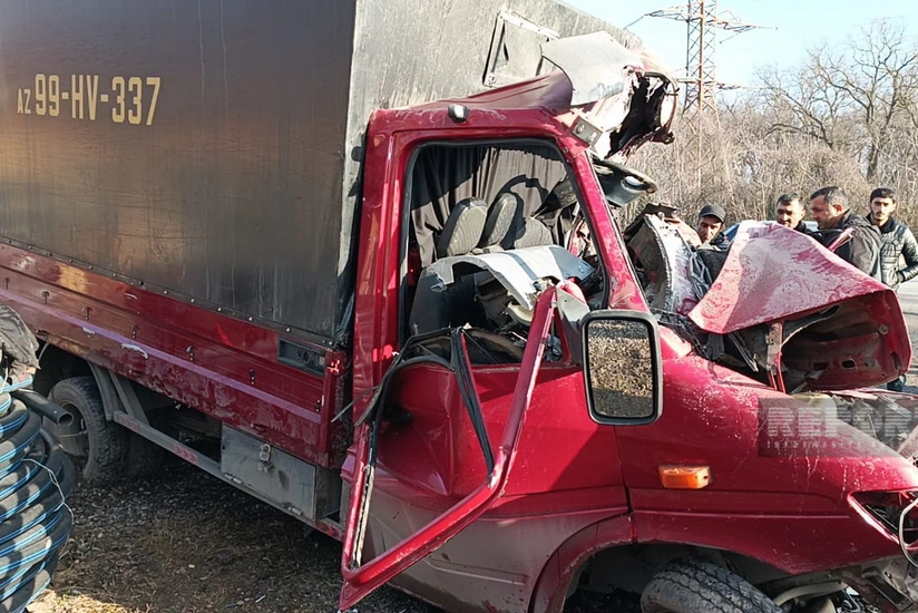 Xaçmazda yol qəzasında xəsarət alan sürücü ölüb - VİDEO