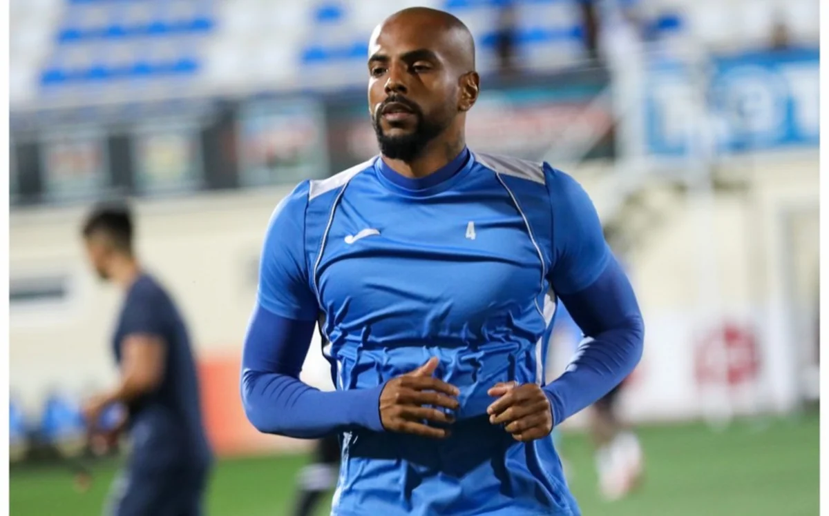 Zirənin aparıcı futbolçusu Neftçi ilə matçı buraxacaq