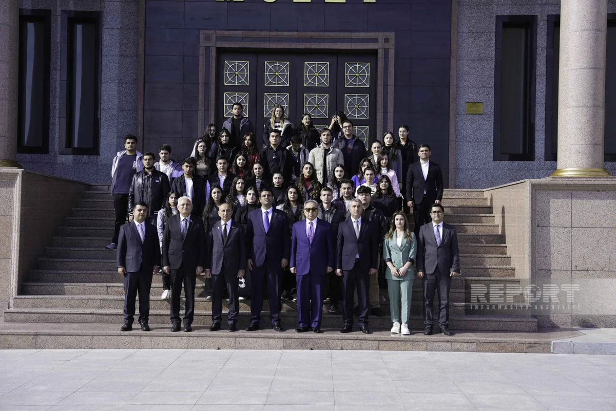 В Нахчыване прошел форум молодежи из Западного Азербайджана