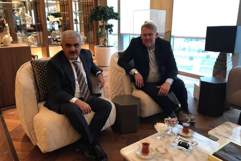 AFFA Robert Prosineçki ilə yollarını ayırıb
