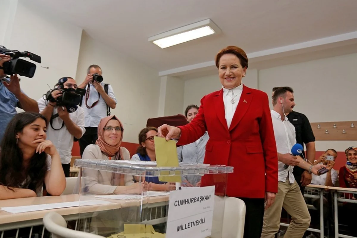 Türkiyədə müxalifətdən olan namizədlər seçkilərdə səs veriblər