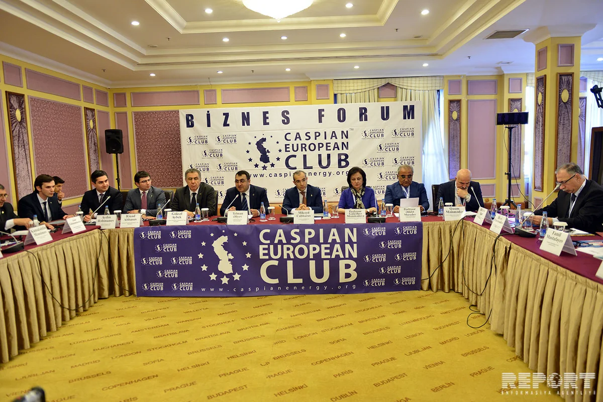 Nazir: Məzunların təxminən 42 faizi ali təhsilini başa vurduqdan sonra əmək bazarında iş əldə edir