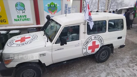Автомобили МККК беспрепятственно проехали из Лачына в Ханкенди