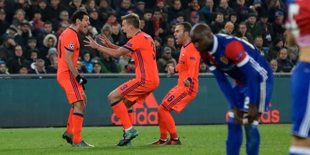 Bavariya və PSJ Çempionlar Liqasının 1/8 finalına yüksəlib - VİDEO