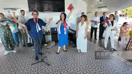 İstanbulda “Valide Sultan” gəmisində “Zəngəzur sənətkarlığı” sərgisi keçirilib