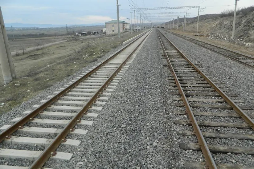 Bakı-Tbilisi-Qars dəmir yolu 2015-ci ildə istismara veriləcək