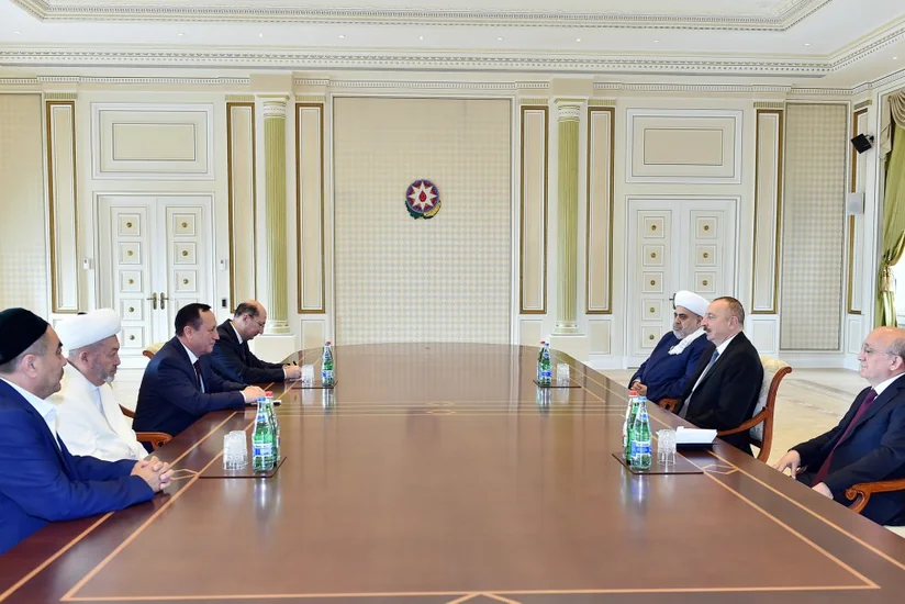 Prezident İlham Əliyev Özbəkistan nümayəndə heyətini qəbul edib - YENİLƏNİB