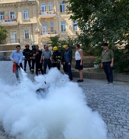 FHN hoteldə təlim keçirib