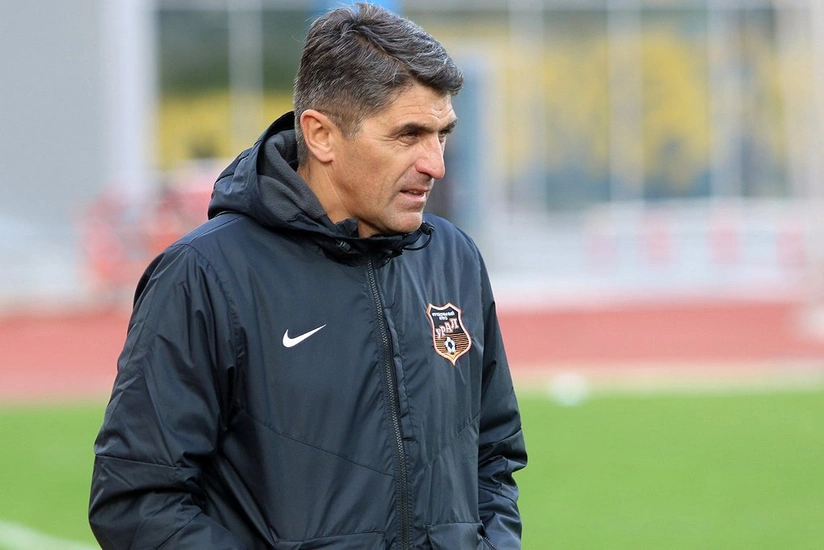 Rusiya klubu 3 turdan sonra baş məşqçisi ilə yollarını ayırıb