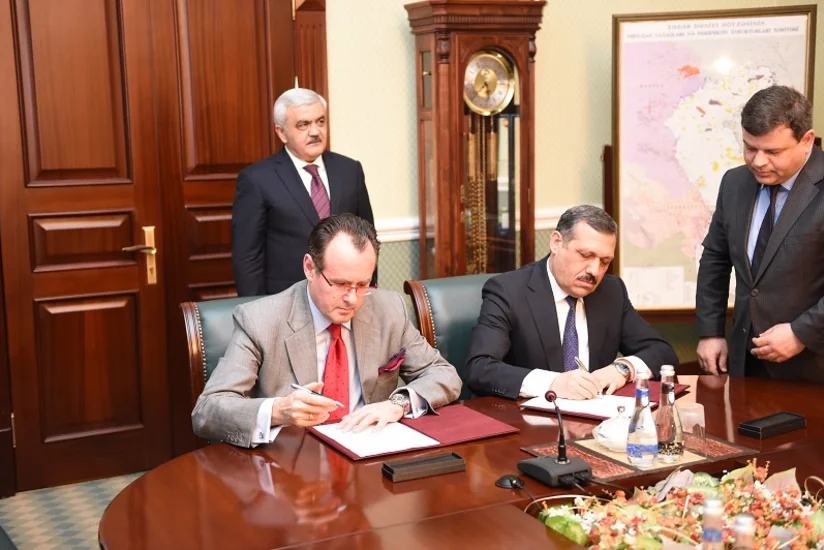 Heydər Əliyev adına NEZ-in yenidənqurma layihəsi çərçivəsində növbəti müqavilə imzalanıb