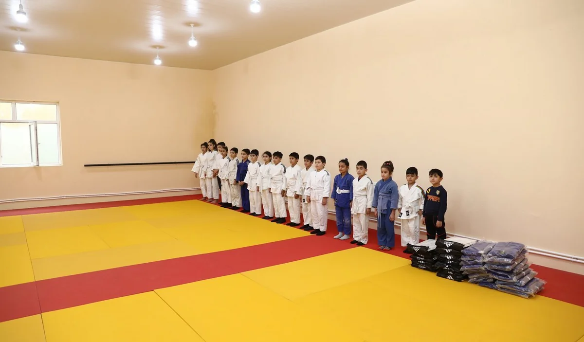 Suraxanıda yeni cüdo və boks zallarının açılışı olub