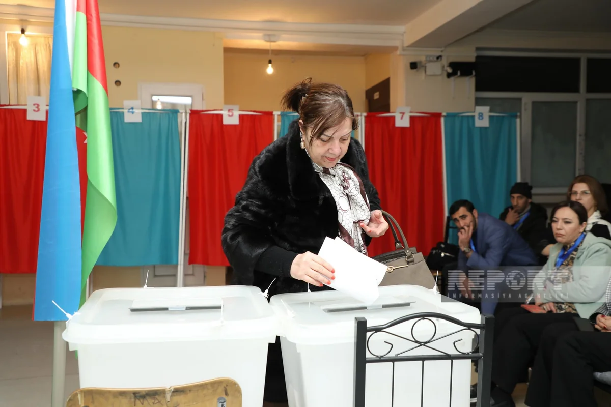 Meksikalı müşahidəçilər Azərbaycanda seçkilərin təşkili səviyyəsindən razıdırlar