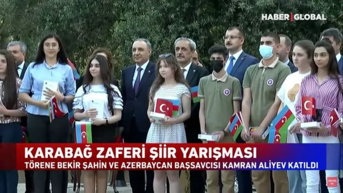 Bəkir Şahin və Kamran Əliyev “Qarabağ Zəfəri” şeir yarışmasının mükafatlandırma mərasimində
