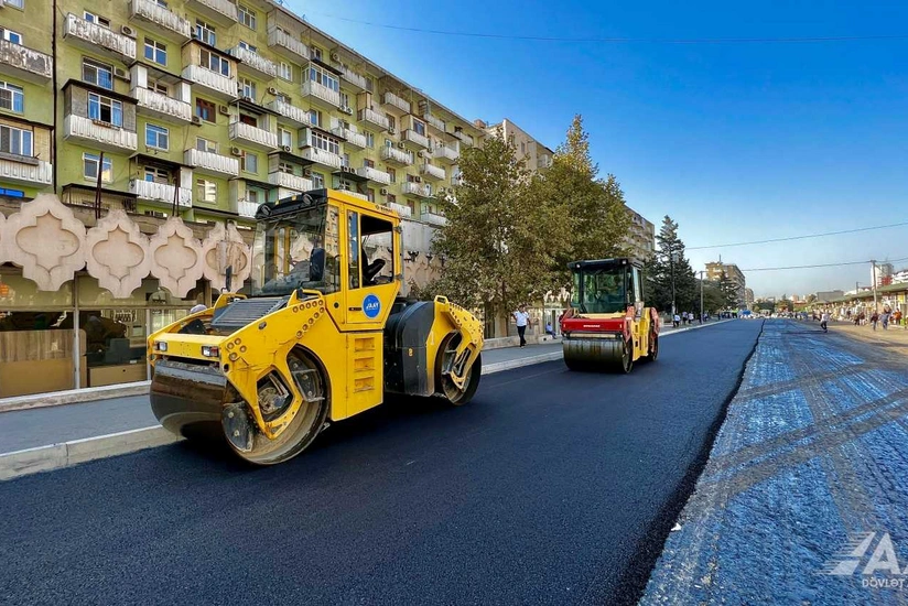 Bakının Nizami rayonunda uzunluğu 500 metr olan küçə təmir edilir