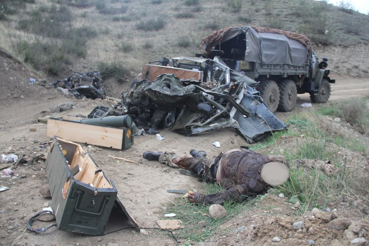 Almaniyalı jurnalist: “Ermənilər 4 min nəfər itirib”