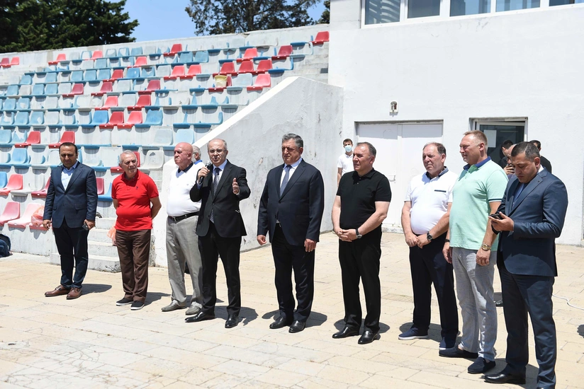 Rektor stadionun təmiri üçün AFFA-ya müraciət etdi