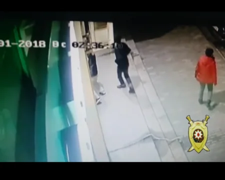 Bakıda market və apteklərdən oğurluq edən yeniyetmələr tutulublar - FOTO