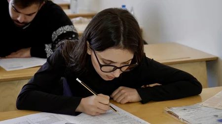 Ali təhsil müəssisələrinin magistraturalarına qəbul imtahanı keçirilib - YENİLƏNİB