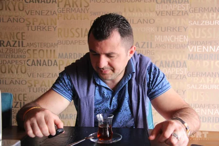 ​Qalatasarayın azərbaycanlı Konqres üzvü: Kluba xeyli pul qazandırır və bununla qürur duyuram - MÜSAHİBƏ