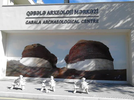 Azərbaycanda arxeoloji turizm adlı info-tur keçirilir