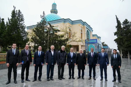 Ramin Məmmədov Bakıda fəaliyyət göstərən ziyarətgahlarda olub
