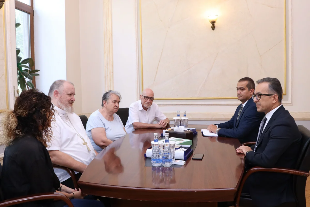 Ramin Məmmədov Cənubi Qafqaz və Gürcüstan Yevangelik-Lüteran kilsəsinin yepiskopu ilə görüşüb