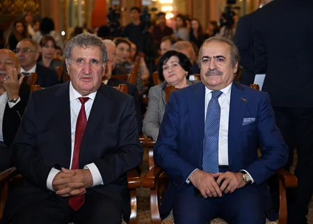 Şah İsmayıl Xətainin 516 yaşlı fərmanının təqdimatı keçirilib