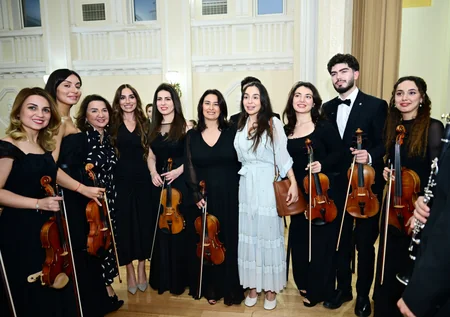 Leyla Əliyeva və Arzu Əliyeva Bakı Musiqi Akademiyasında tələbə və gənclərin konsertini izləyib