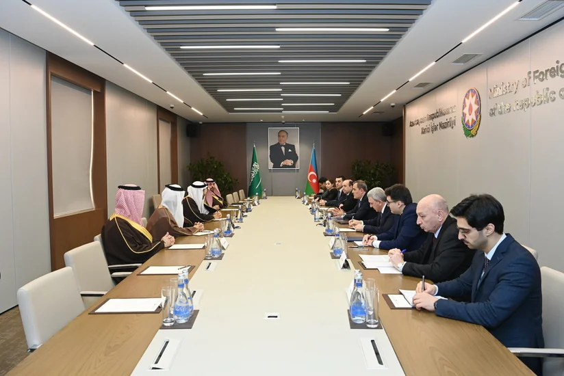 Jeyhun Bayramov meets with Saudi investment minister