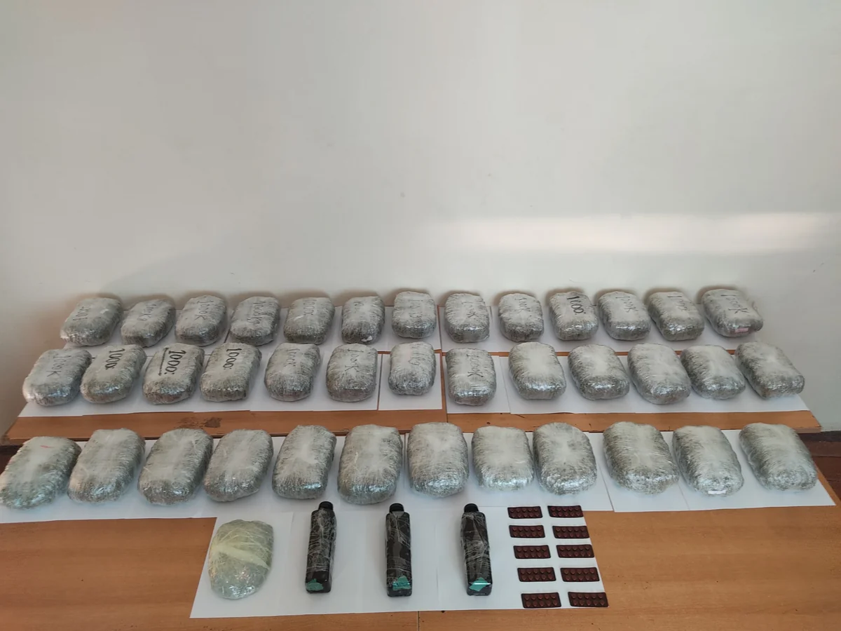 İrandan Azərbaycana 42 kiloqramdan çox narkotikin keçirilməsinin qarşısı alınıb