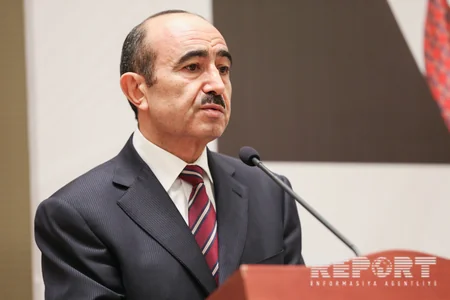 “Gənclik və dövlət müstəqilliyi: gələcəyə baxış” mövzusunda konfrans keçirilib