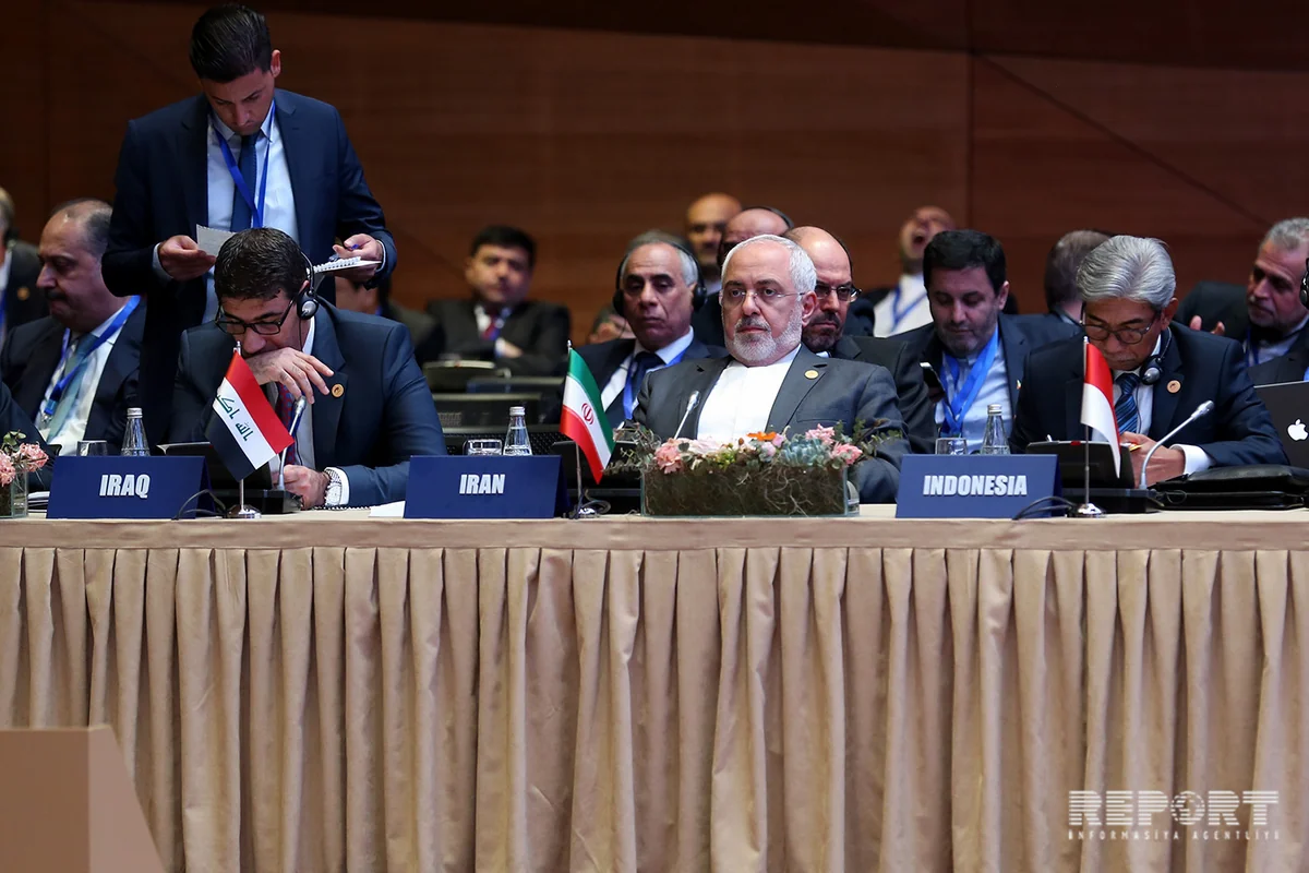 Iranian FM: We work with Azerbaijan on a number of joint projects