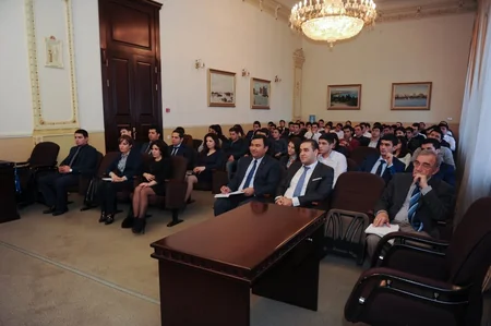 Azərbaycanlı gənclərin Fransada təhsil imkanları genişlənir