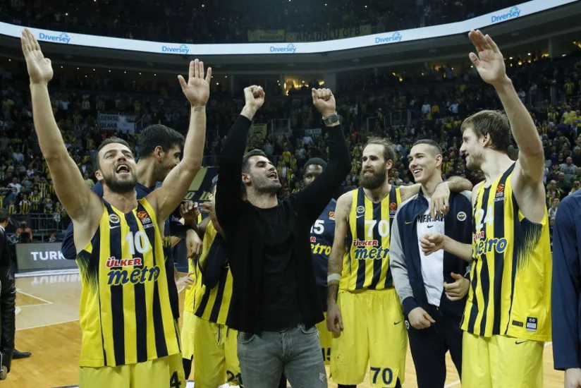 Fənərbağçanın qapıçısına qarşı istintaq araşdırmalarına başlanılıb