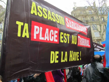 Parisdə ermənilər azərbaycanlılara hücum edib, yaralananlar var