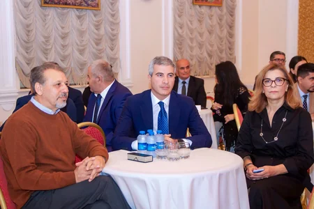 Bakıda 36 ali məktəbin iştirakı ilə “Karyera mərkəzlərinin inkişaf strategiyası” konfransı keçirilib