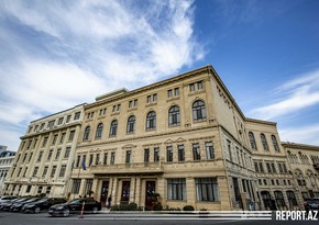 Konstitusiya Məhkəməsi prokurorun səlahiyyəti ilə bağlı məsələni şərh edib