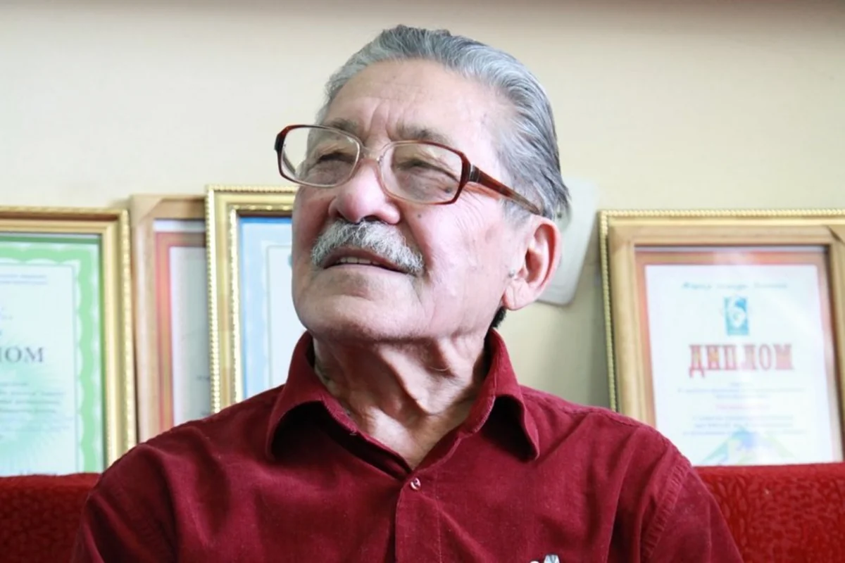 Məşhur qırğız yazıçısı vəfat edib