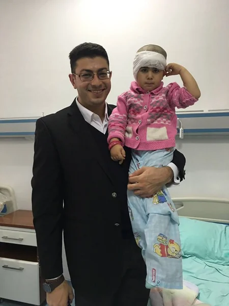 Həkim: “Eşidə bilməyən uşaqları tam sağaltmaq olur”