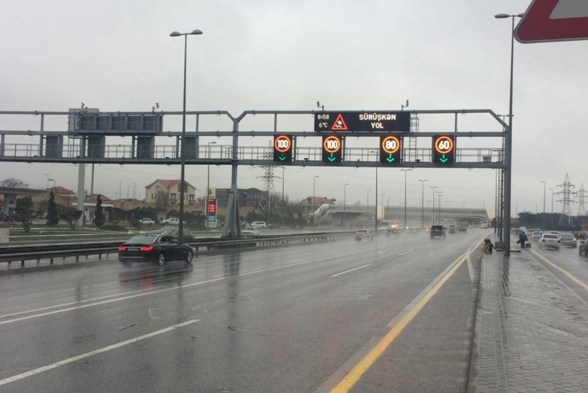 Bakının bəzi avtomagistrallarında sürət həddi endirildi