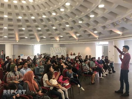 Bakıda 21-ci əsr valideyni necə olmalıdır? mövzusunda seminar keçirilib